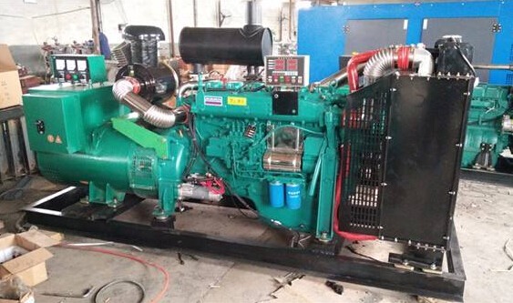 广安潍柴二手发电机大型柴油发电机组